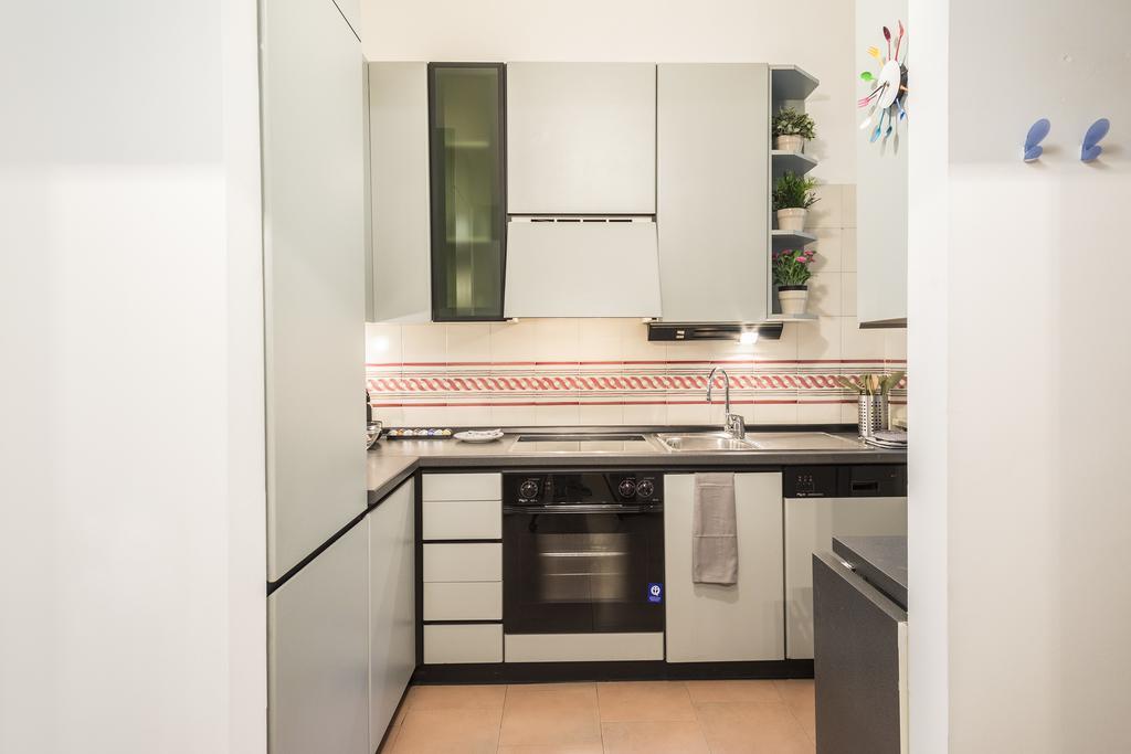 Hemeras Boutique Homes - City Center Design Flats Milaan Buitenkant foto